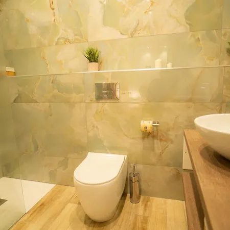 Sensoria Naxos 4*