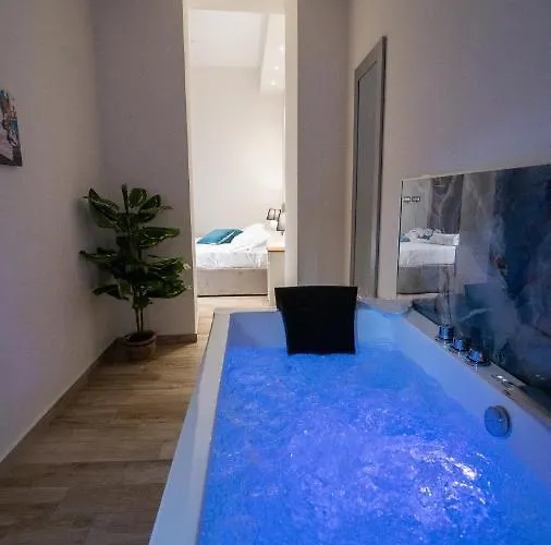 Sensoria Naxos Konukevi 4*